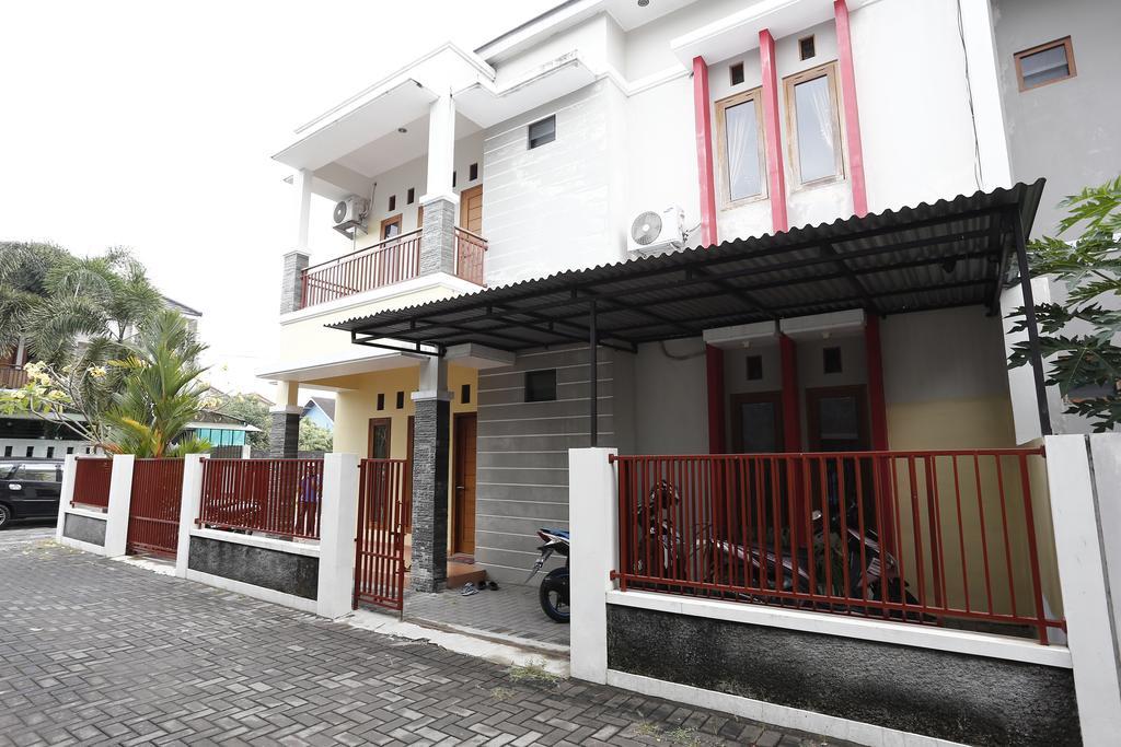 Reddoorz @ Jalan Damai Hotell Ngaglik Eksteriør bilde