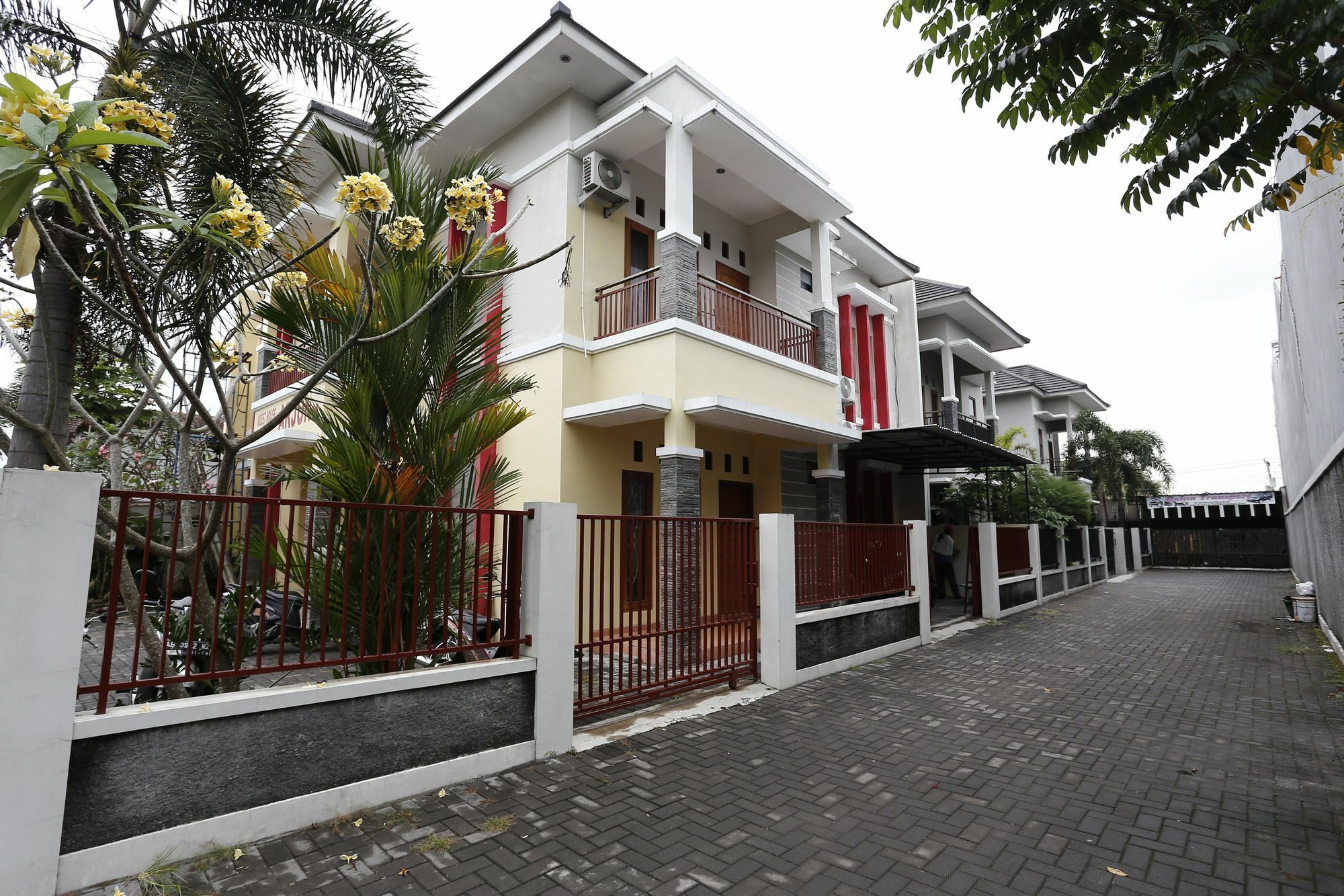 Reddoorz @ Jalan Damai Hotell Ngaglik Eksteriør bilde